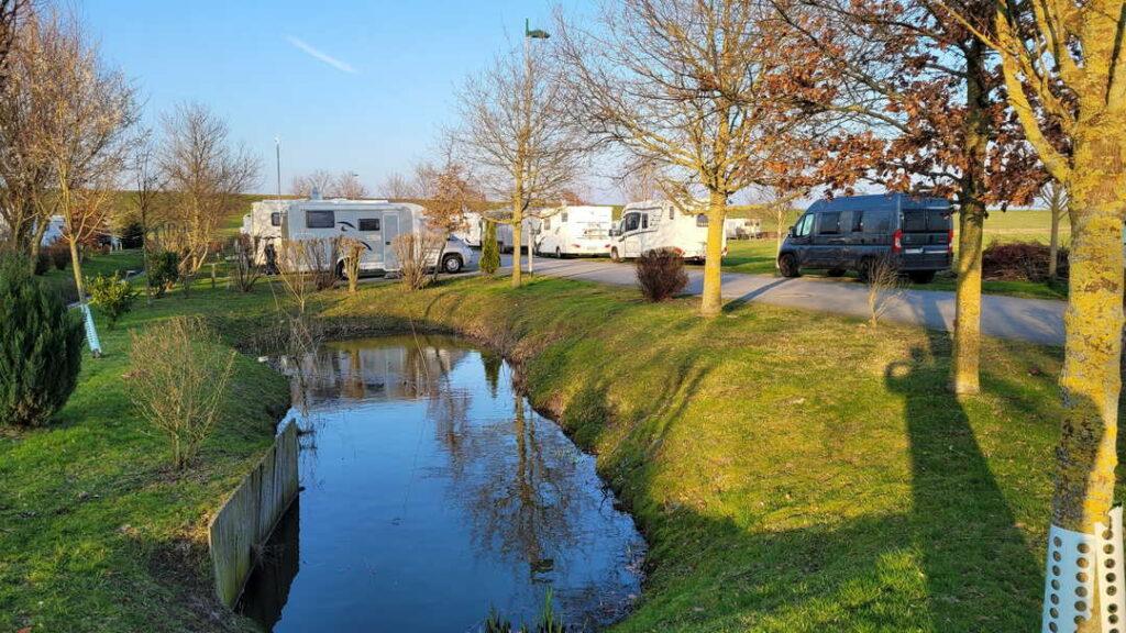 Wohnmobilstellplatz Ditzum am Deich - Foto 7