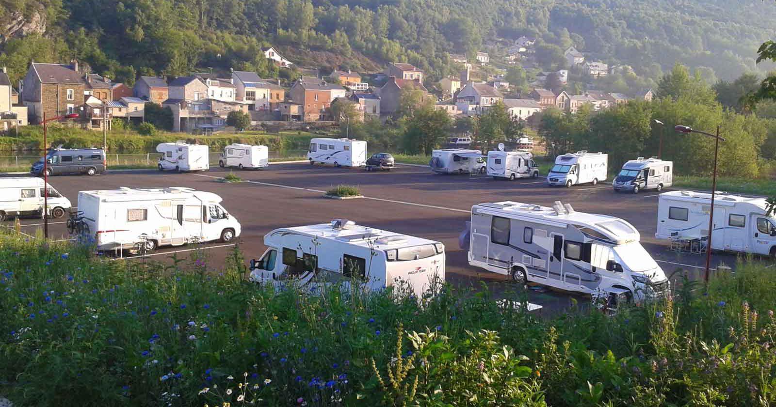 Aire d'accueil intercommunale pour camping-cars et usagers de la Voie Trans-Ardennes - Foto 5