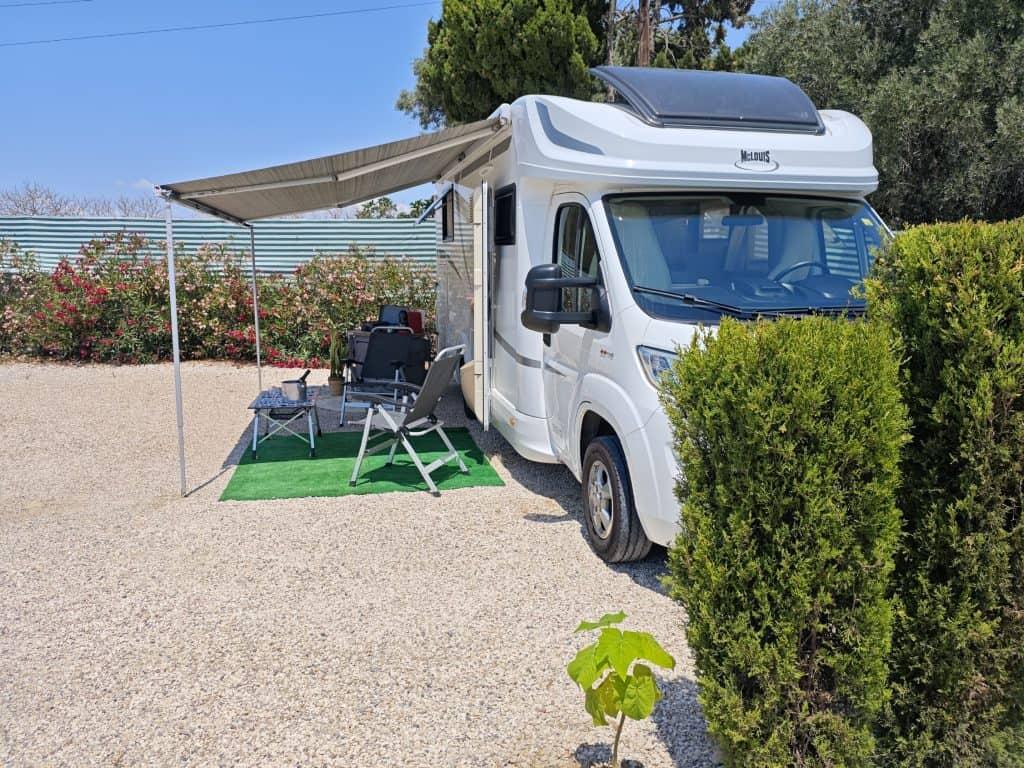 Wohnmobil- und Wohnwagenstellplatz 13.790078 - Foto 4