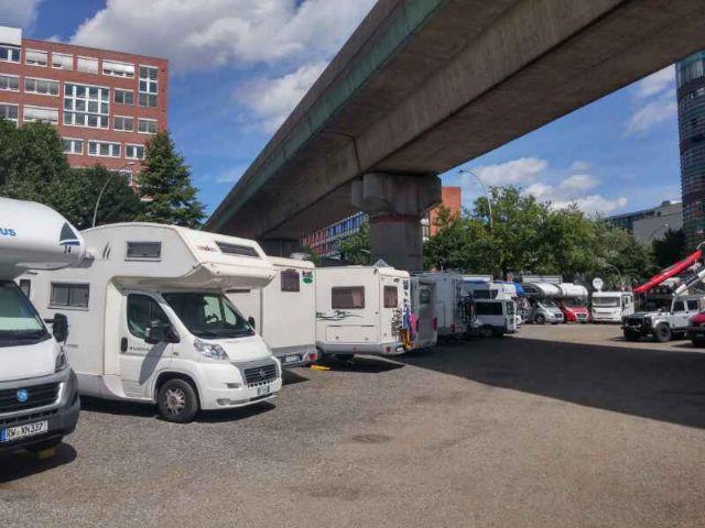 Wohnmobilhafen Hamburg Süd - Foto 7