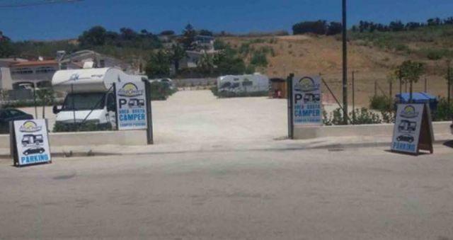 Albachiara parking Car and Camper - Foto 4