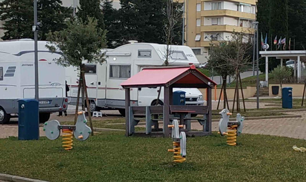 Area Sosta Camper - Pomarance - Foto 4