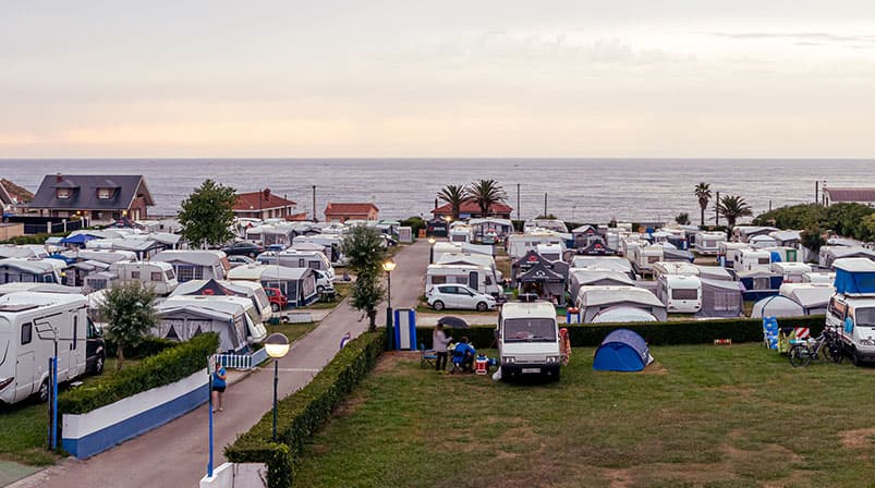 Camping Playa Arnía - Foto 1