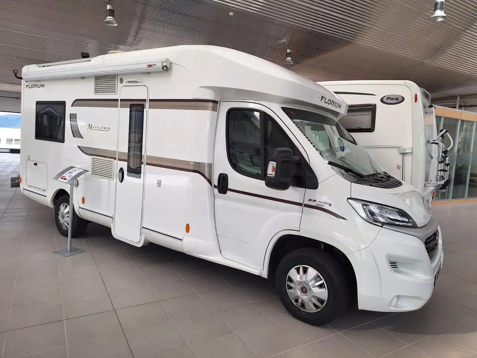 Caravanstalling Schieveen V.O.F. - Foto 4