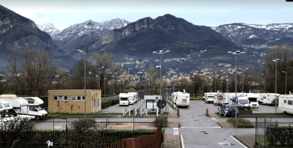 Area Sosta Camper - Olginate - Foto 7
