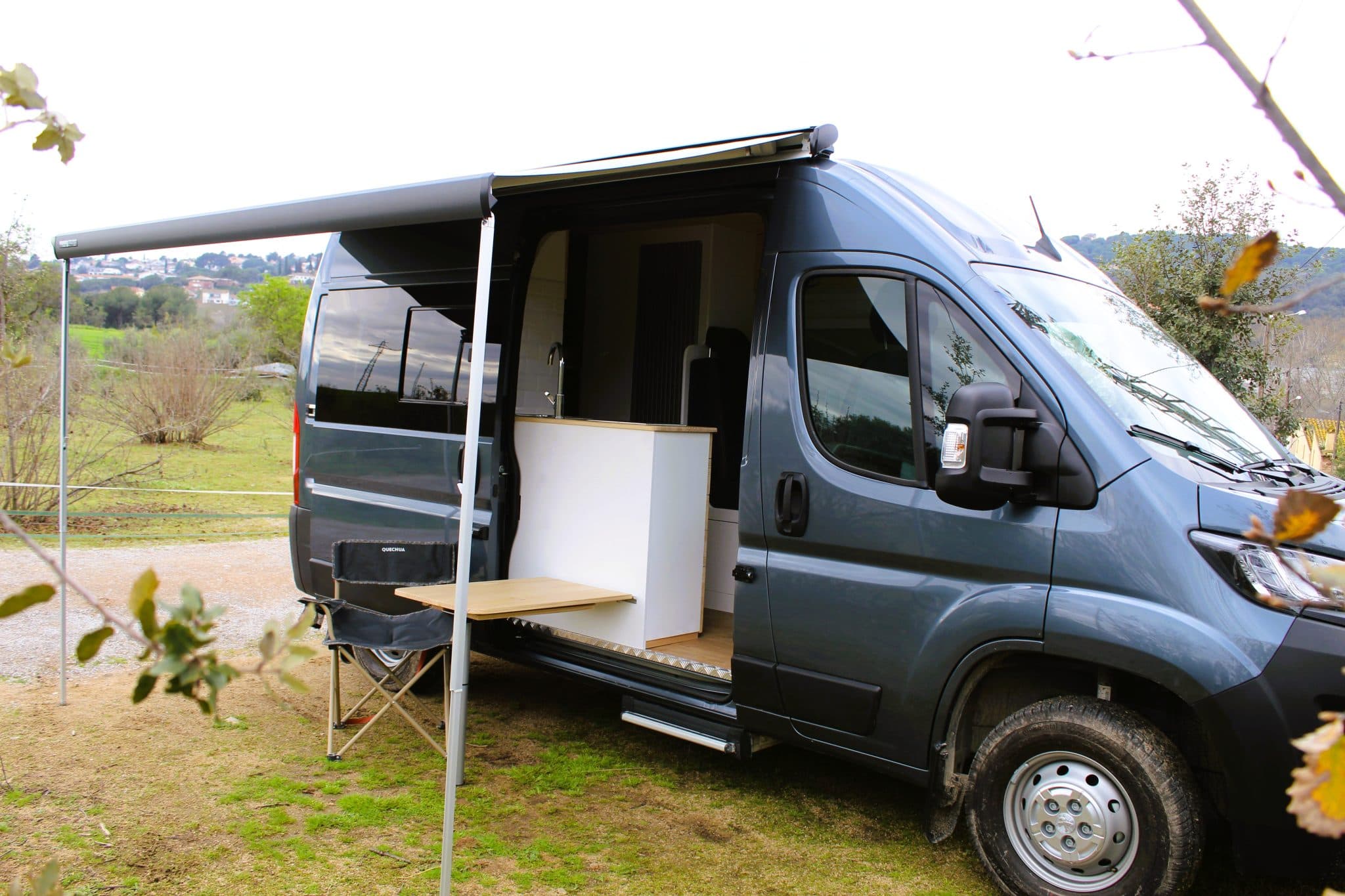 𝗚𝗿𝗲𝘁𝗮 𝗖𝗮𝗺𝗽𝗲𝗿𝘀 - Camperización de furgonetas - Foto 3