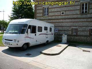 aire de services et stationnement camping cars 76170 Saint-Nicolas-de-la-Taille - Foto 6