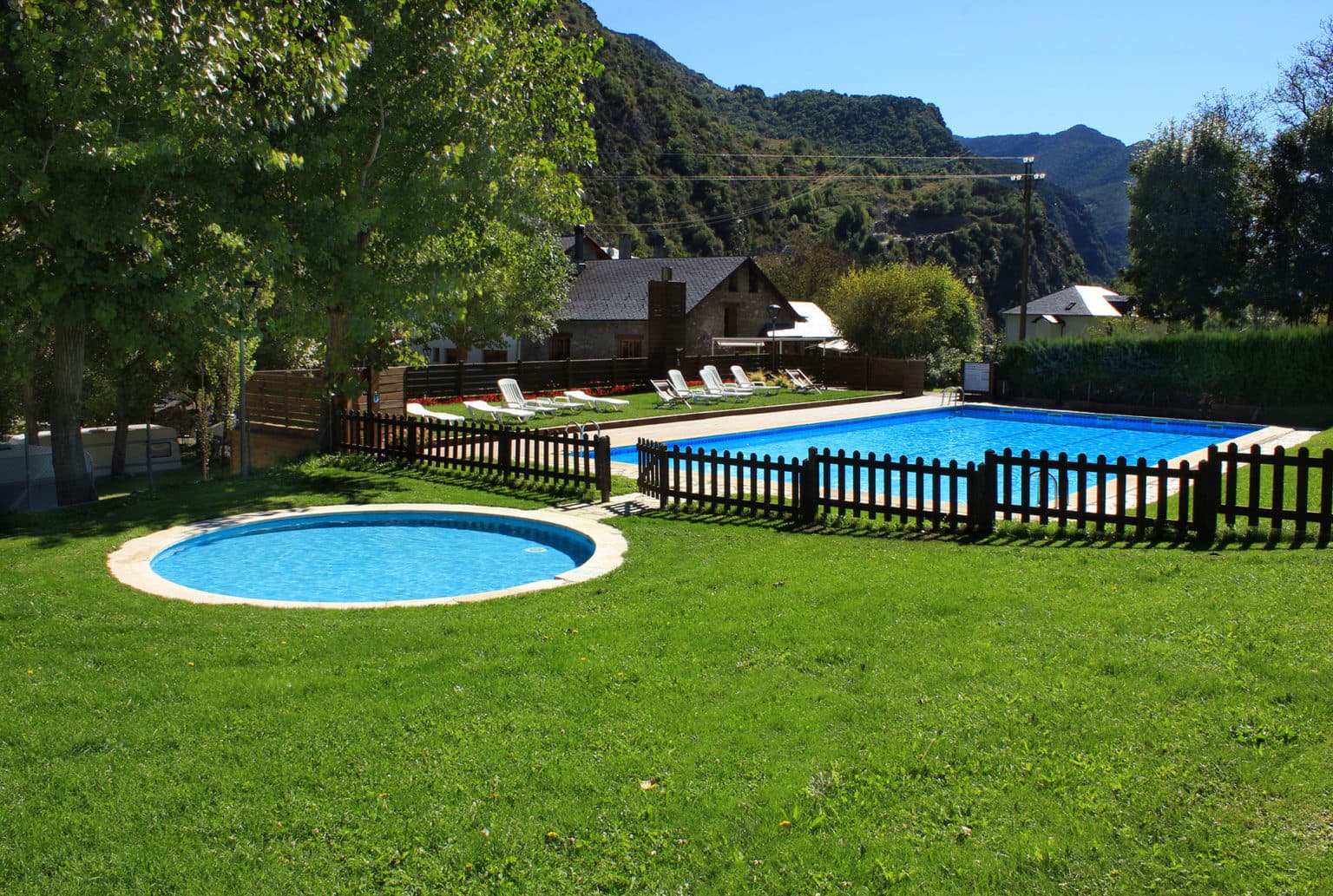 Nou Camping Bungalows - Foto 2