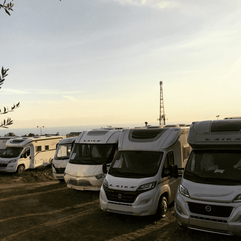 Area Sosta Camper a Genova di Pons Camper E Caravan - Foto 3