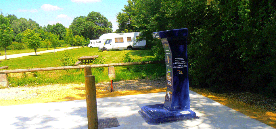 Aire de service pour camping-cars Bressuire - Foto 5