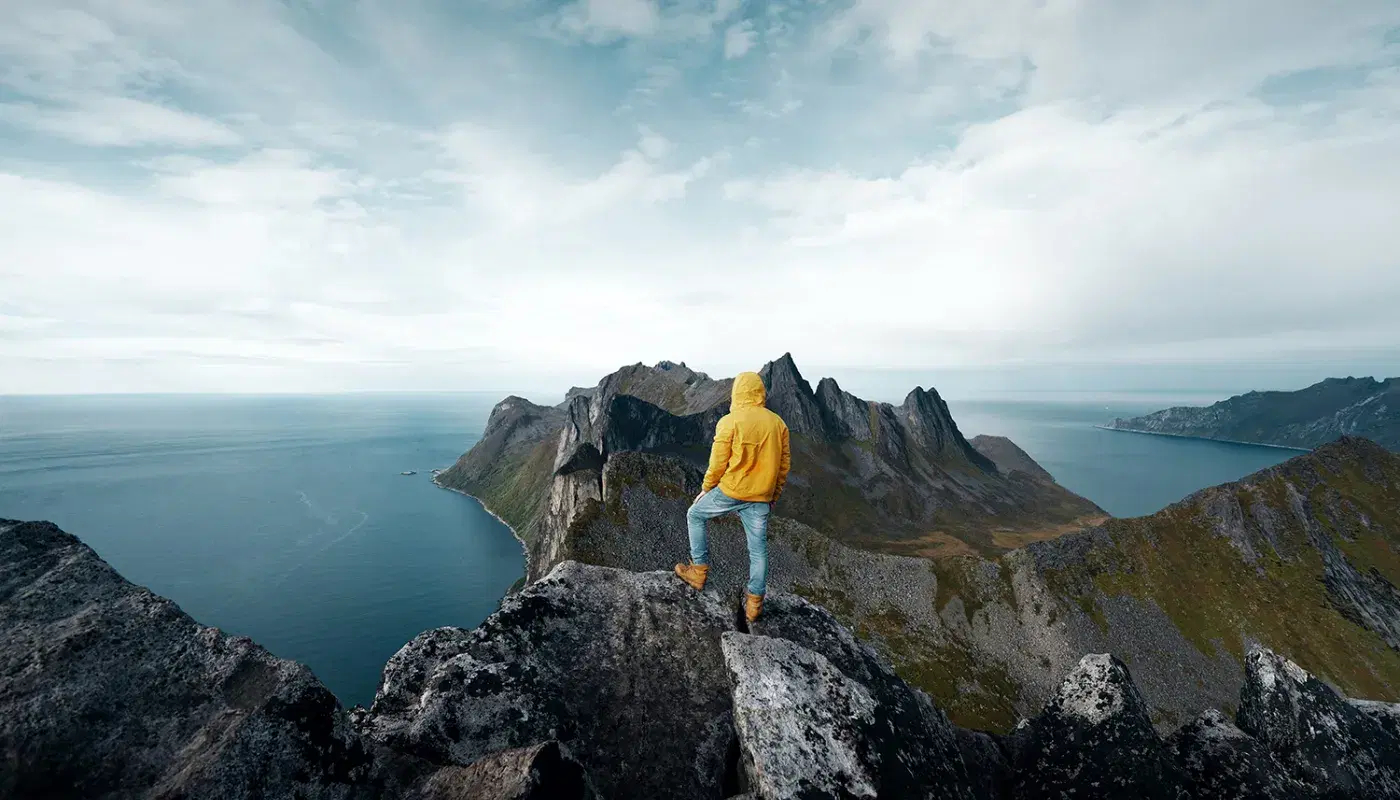 Touring Cars Tromsø (Bobilutleie) - Motorhome Rental Station - Foto 3