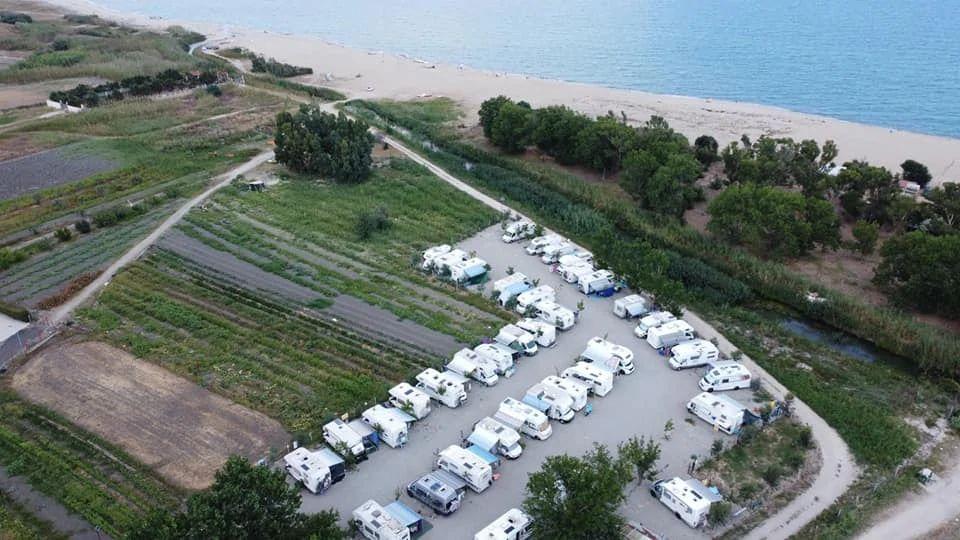 area attrezzata camper e caravan gabella turismo e servizi srls - Foto 7