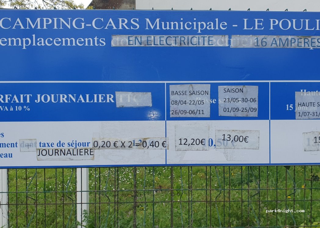 [AirePark] Aire de camping-cars Municipale Le Pouliguen - Réseau AireServices
