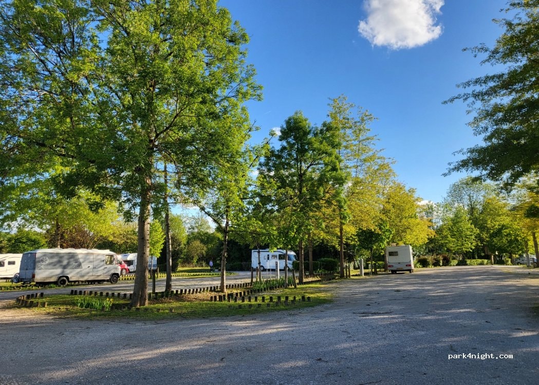 Area di sosta camper Montignac