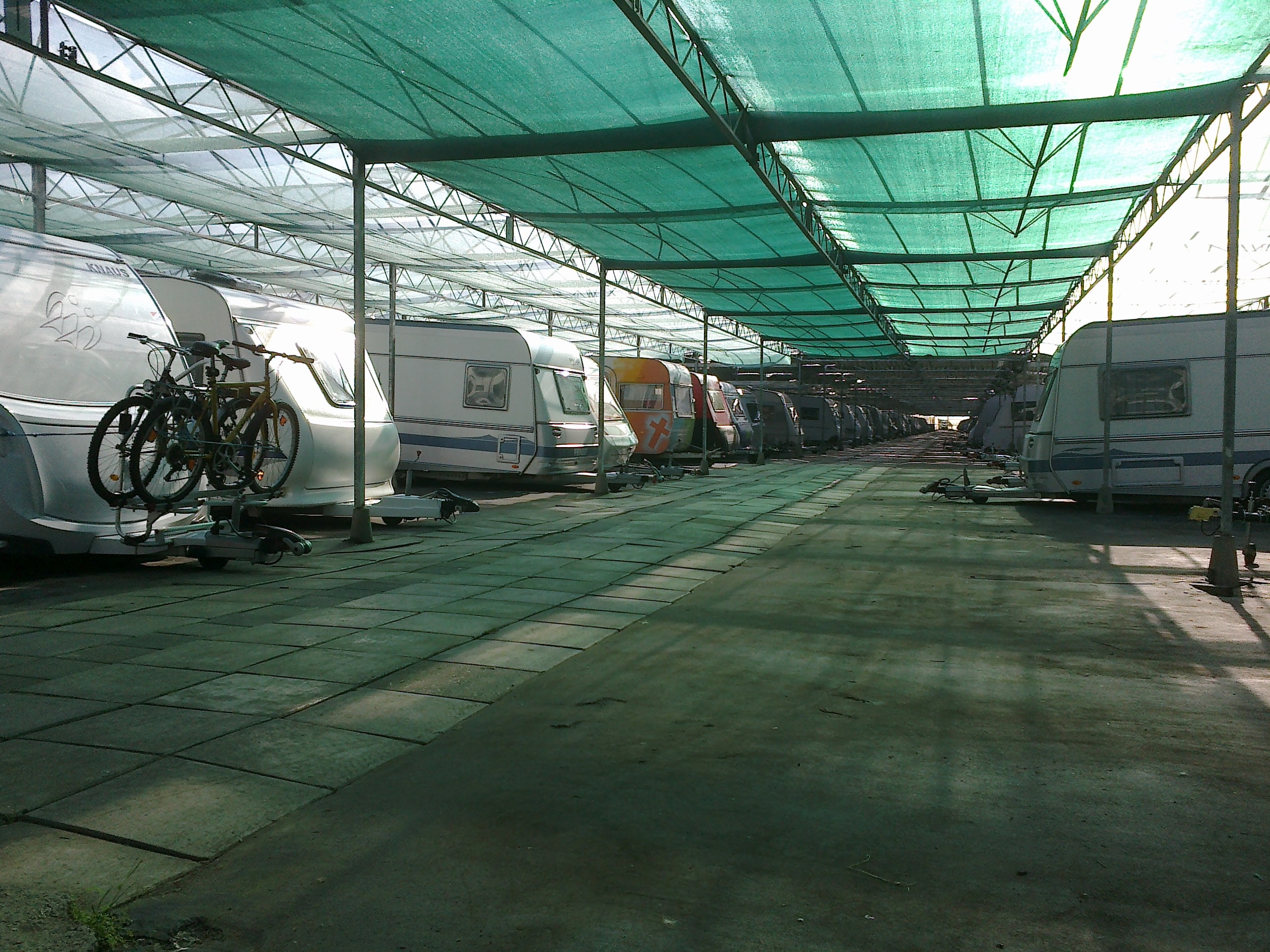 Caravanstalling Schieveen V.O.F.