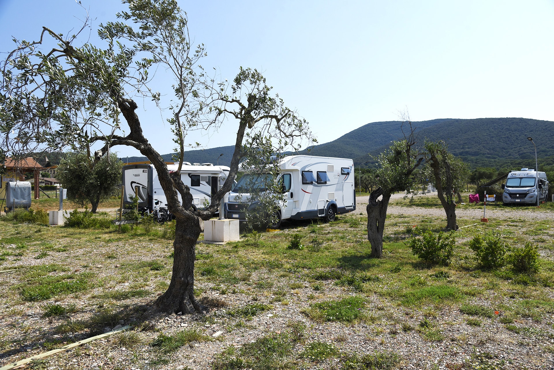 ALBERESE CAMPER PARK