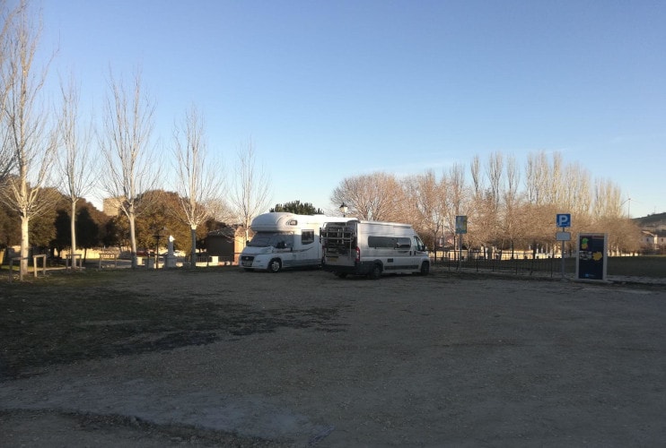 Área autocaravanas Becerril de Campos