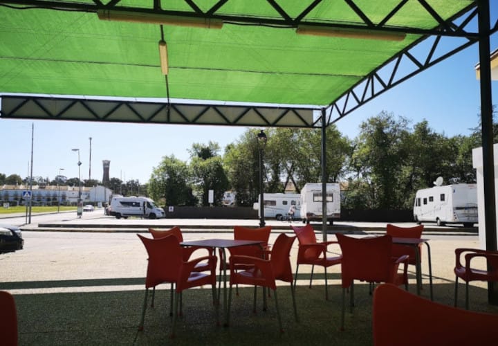 Área autocaravanas Castellar de la Frontera