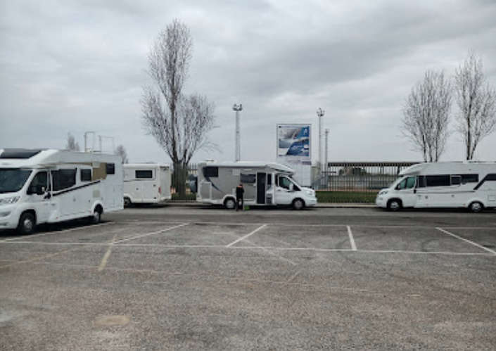 Área autocaravanas Umbrete