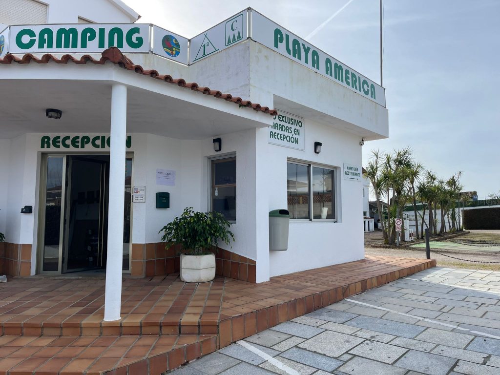 Camping Playa América