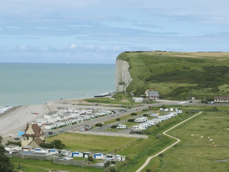 aire de services et stationnement camping car 76330 Veulettes-sur-Mer