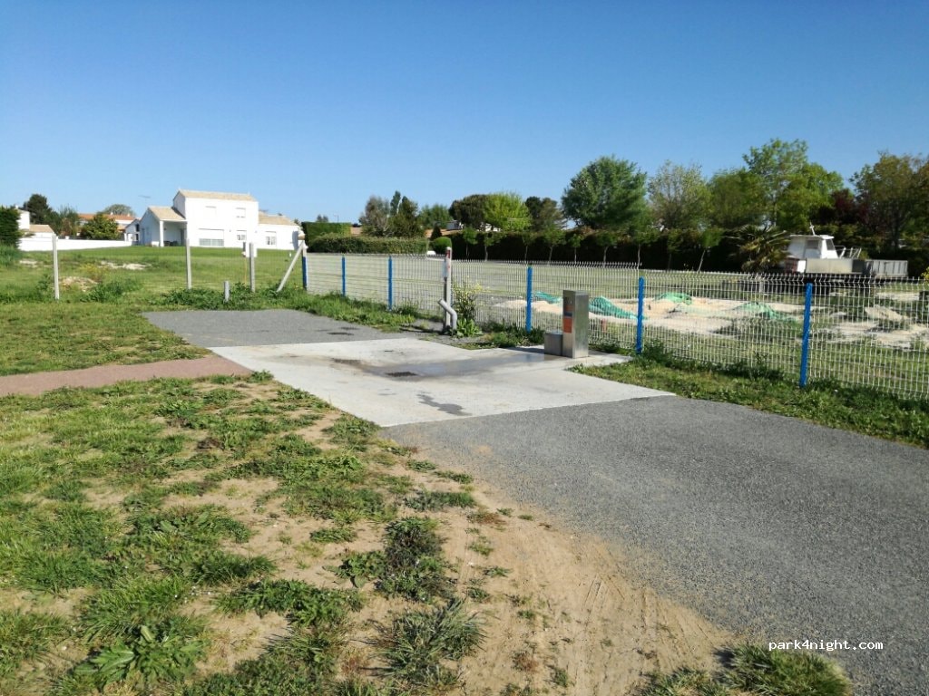 Aire de camping-car municipale