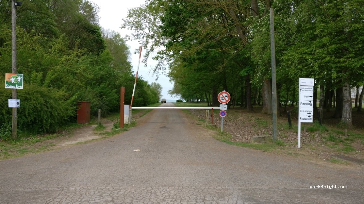 Aire de camping-car classique Nonsard