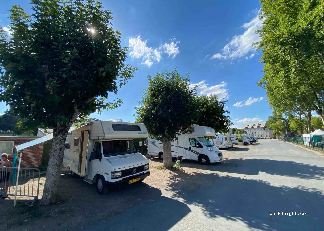 Meung-sur-Loire Motorhome Aire