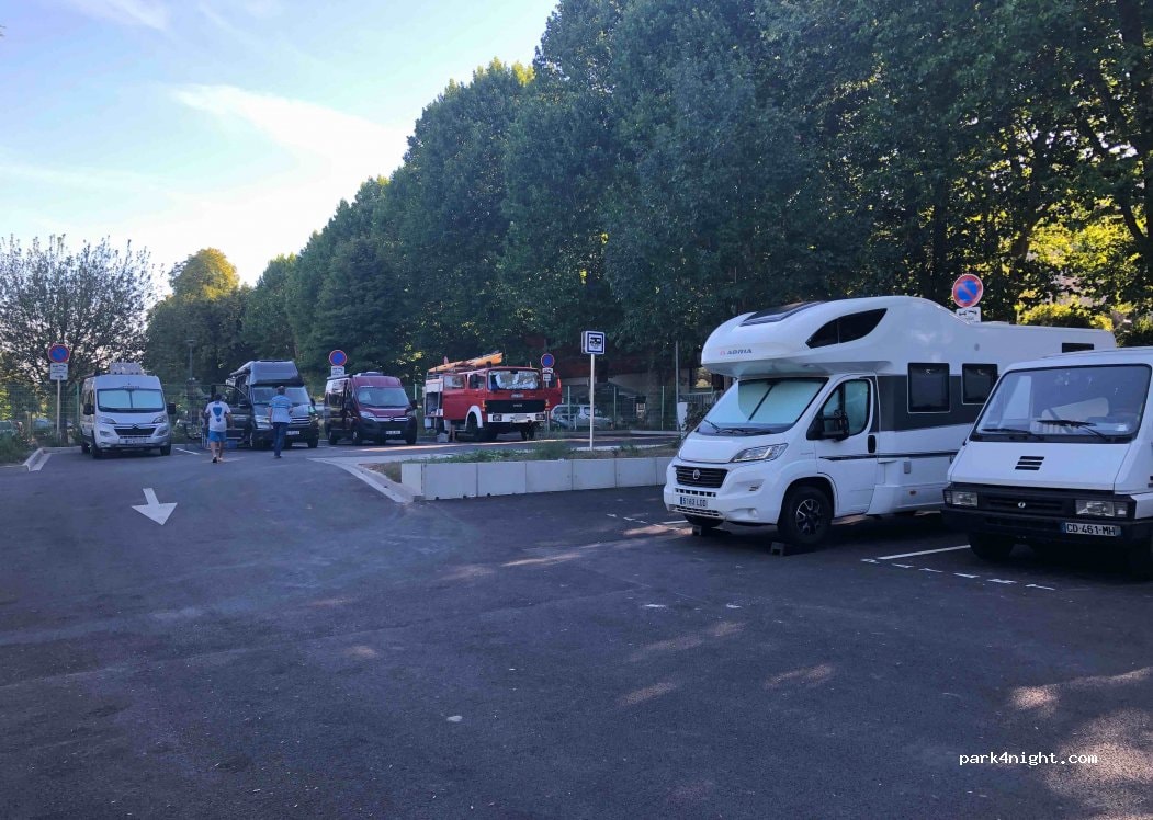 Stationnement de Camping-cars