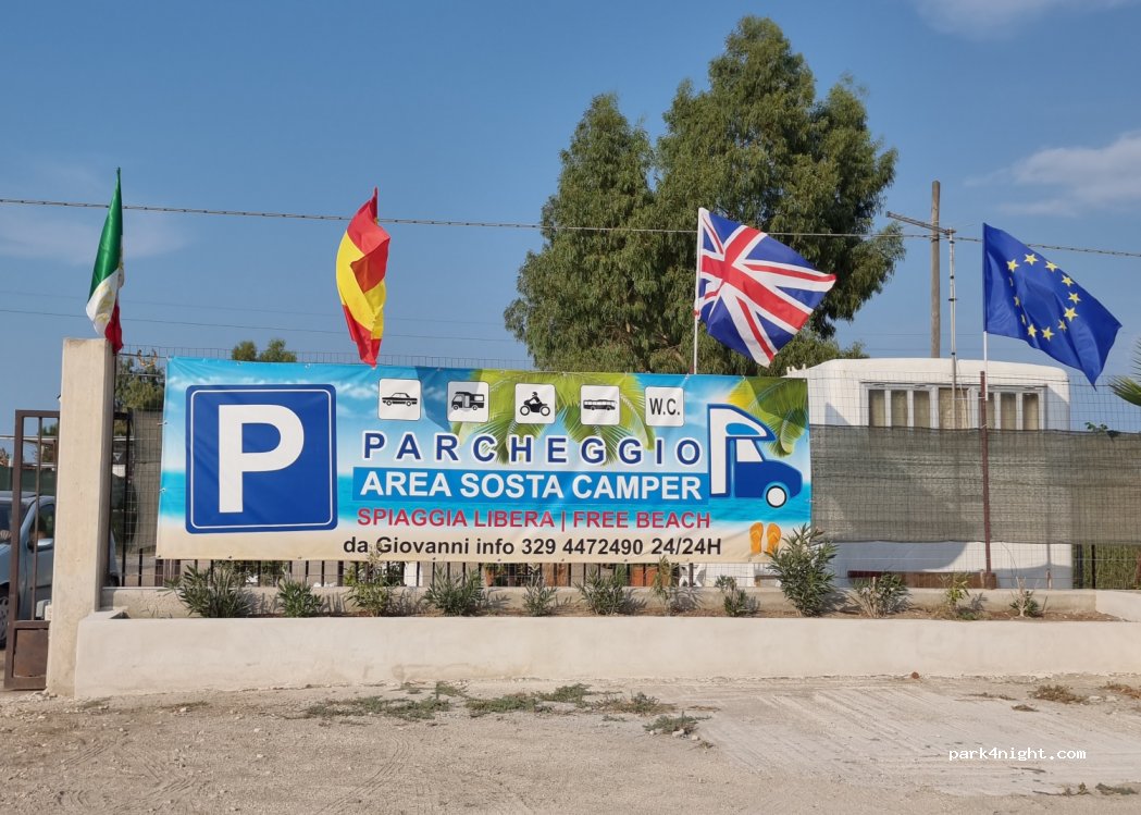 Area sosta Camper Zapponeta da Giovanni