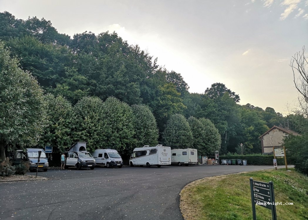 Aire de Camping Cars Harcourt