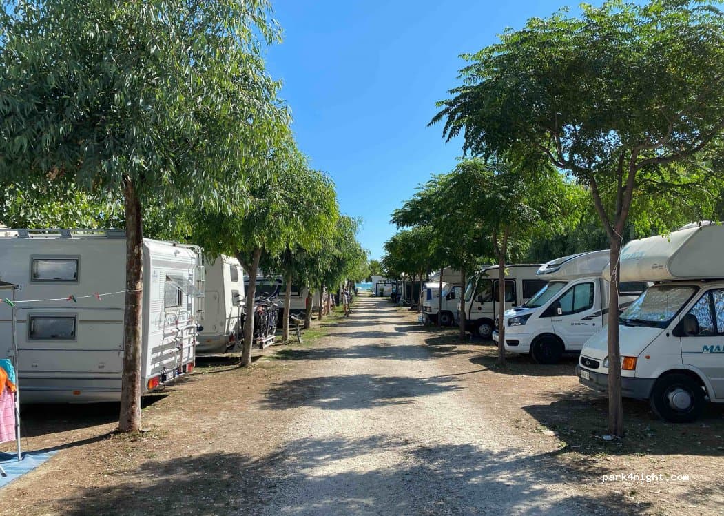 Area di sosta per camper 64026 Roseto degli Abruzzi TE