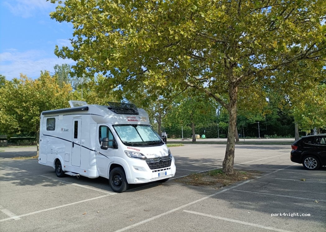 Area Sosta Camper - Carpi