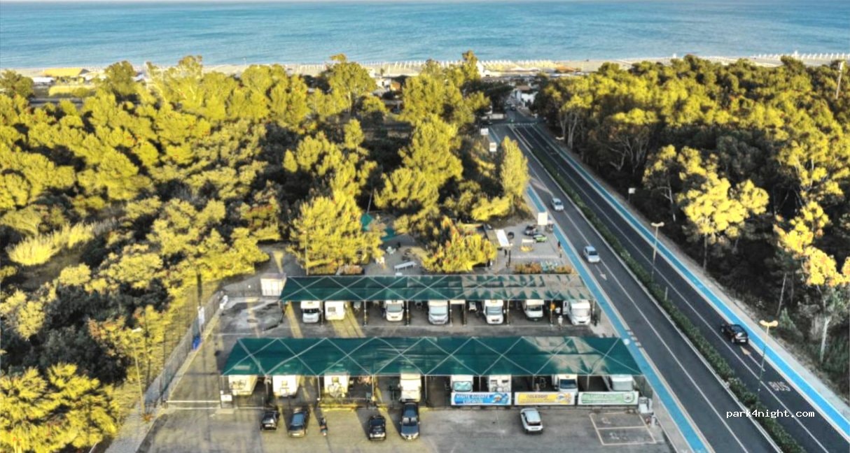 Area Sosta Camper Policoro
