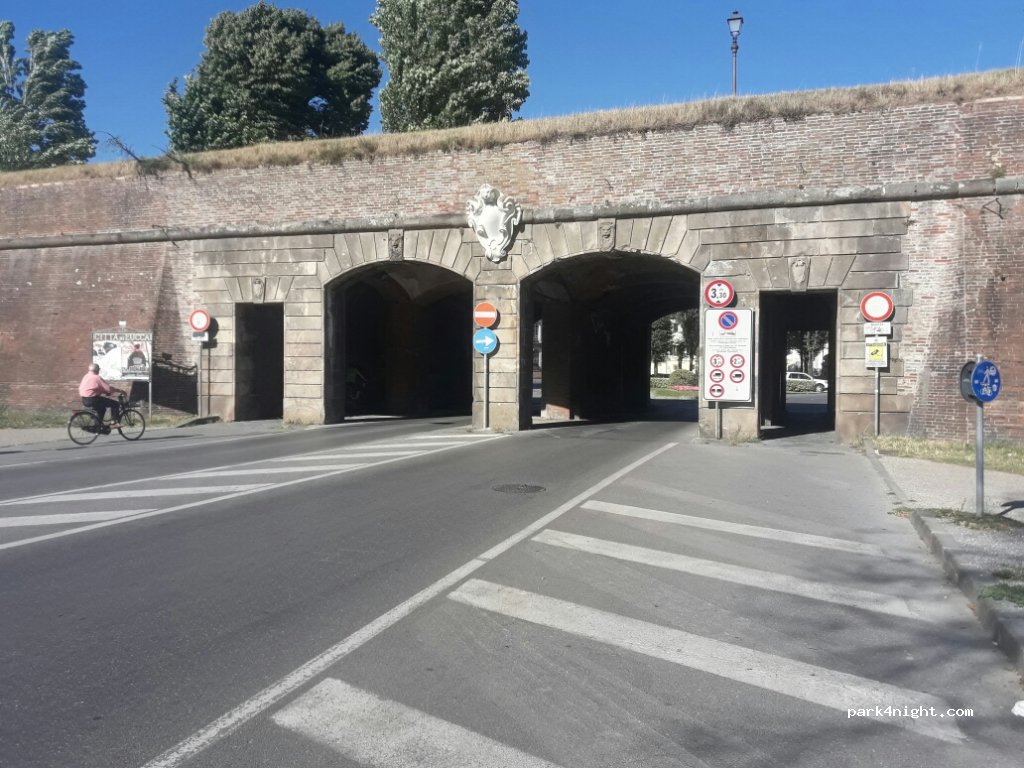 Parking Luporini