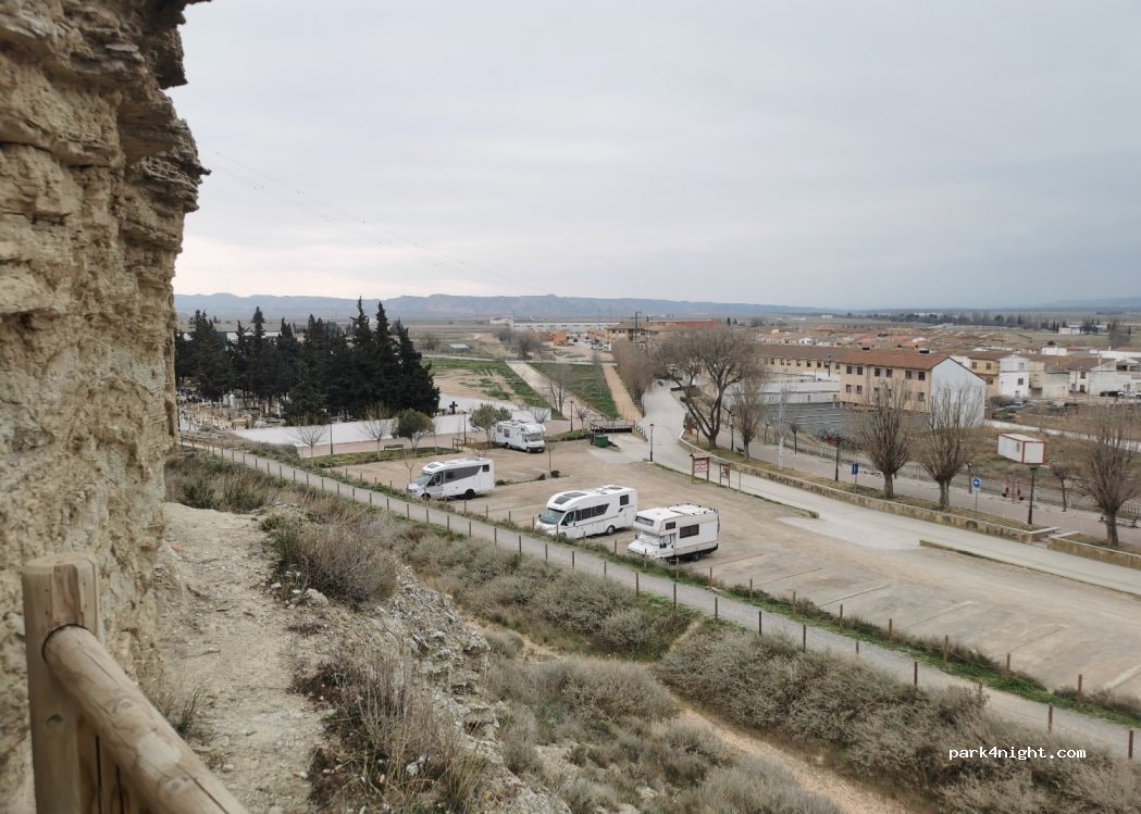 Área autocaravanas Arguedas