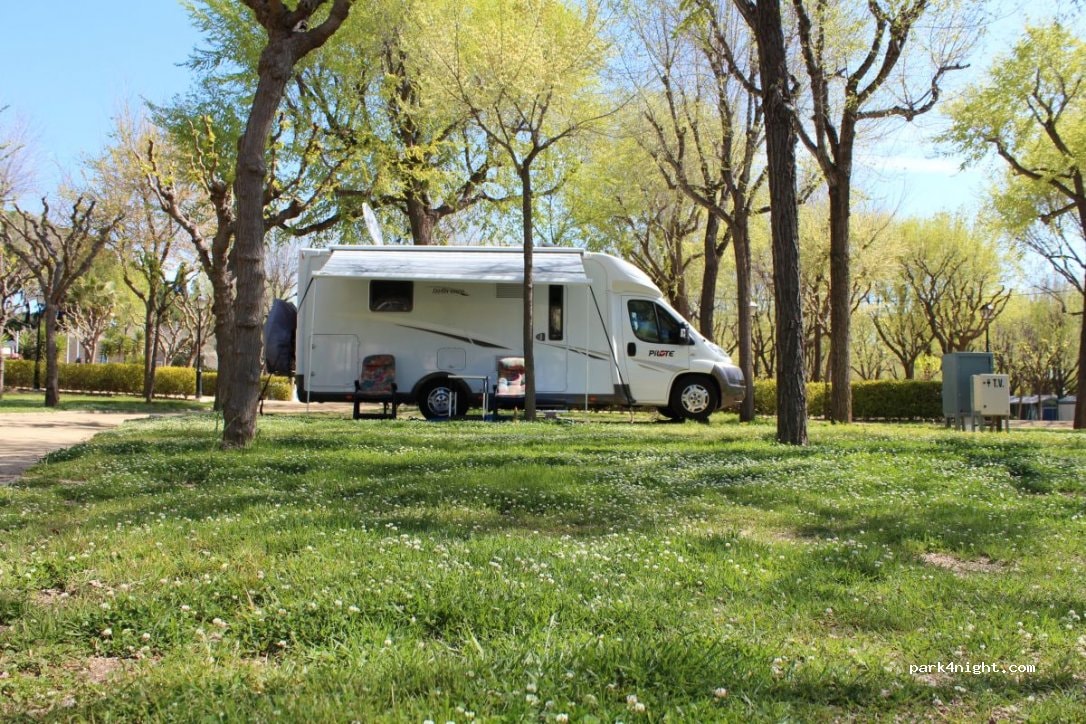 Área autocaravanas La Coromina
