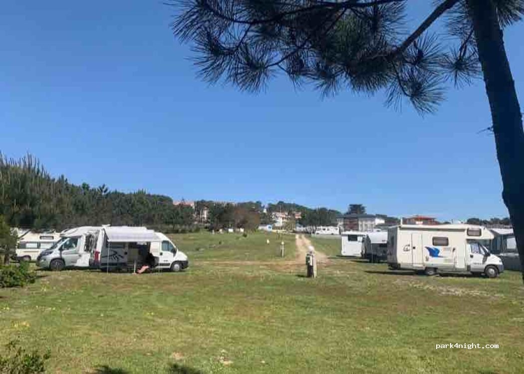 Área de autocaravanas O Faro