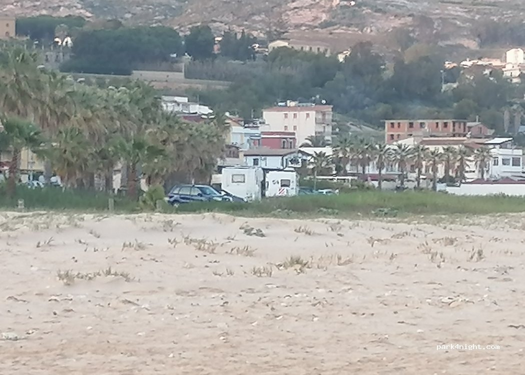 Area Sosta Camper - Punta Piccola Park