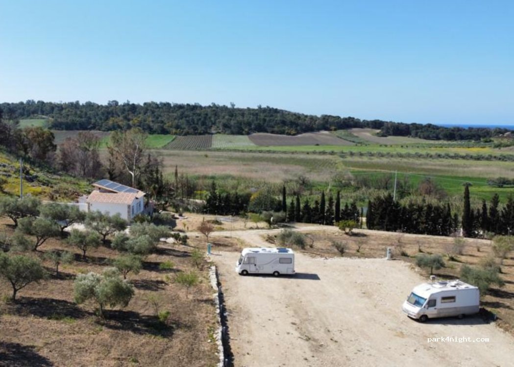 Sosta Camper Torre Salsa "U Pantanu"