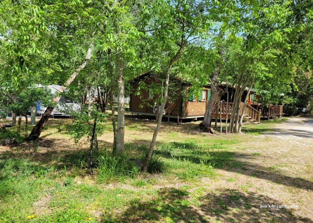 Night4CampingCar - Aire de Camping car