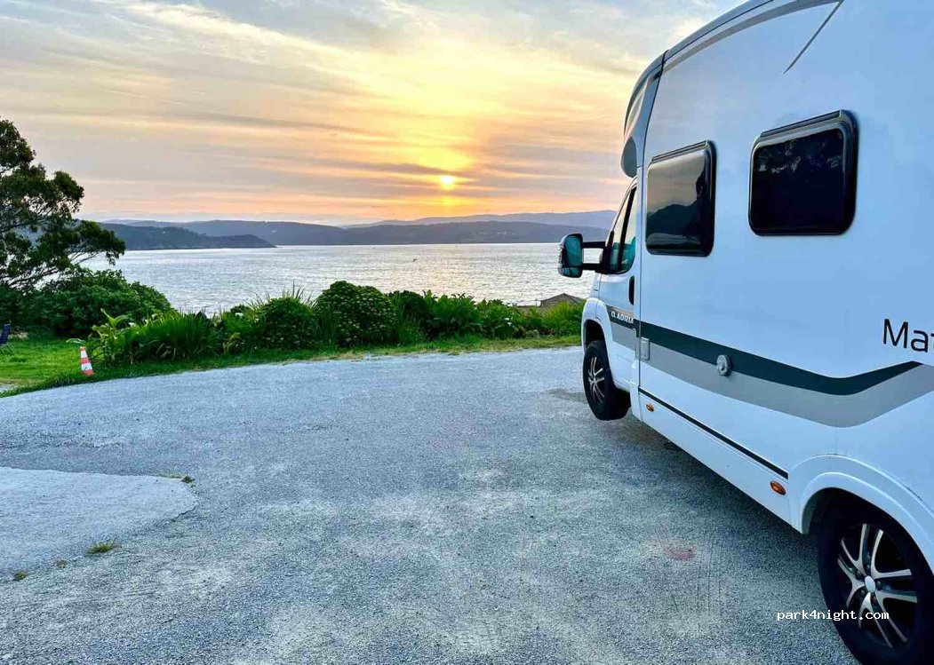Área autocaravanas O Campo