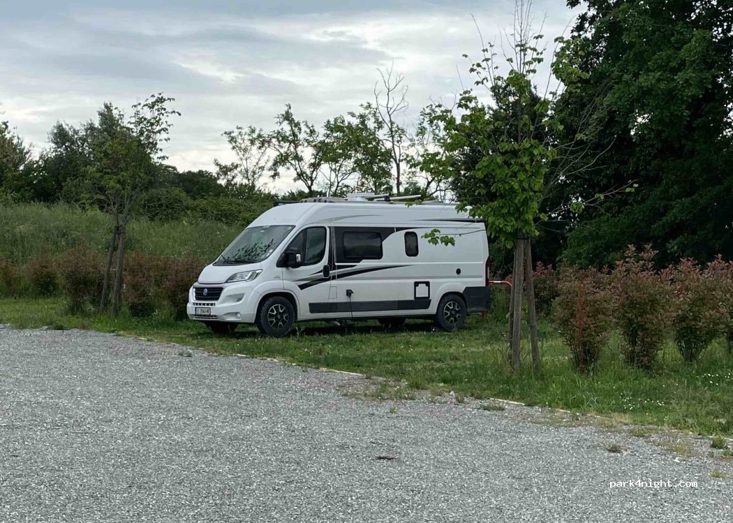 Area sosta camper 56034 Casciana Terme Lari PI