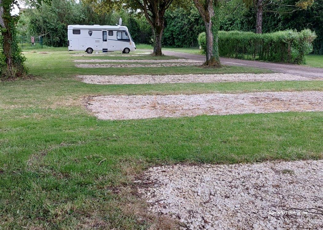Aire Camping-car d'Entrains sur Nohain