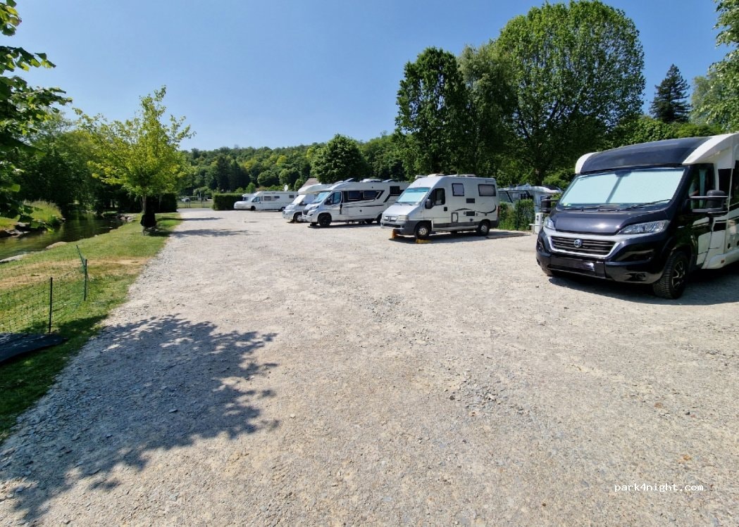 Aire de service Camping Car "COIN DES ILES"