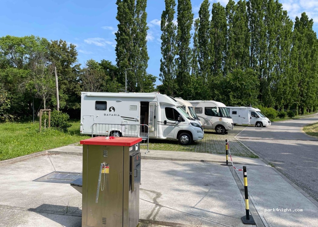 Area Sosta Camper 33042 Buttrio UD