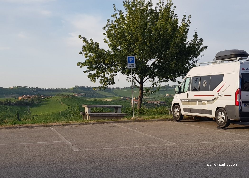 Area carico-scarico per camper