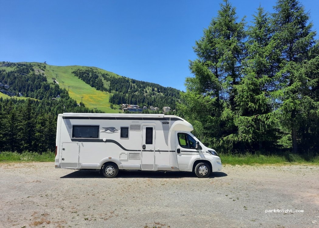 Wohnmobil- und Wohnwagenstellplatz 9563 Gnesau