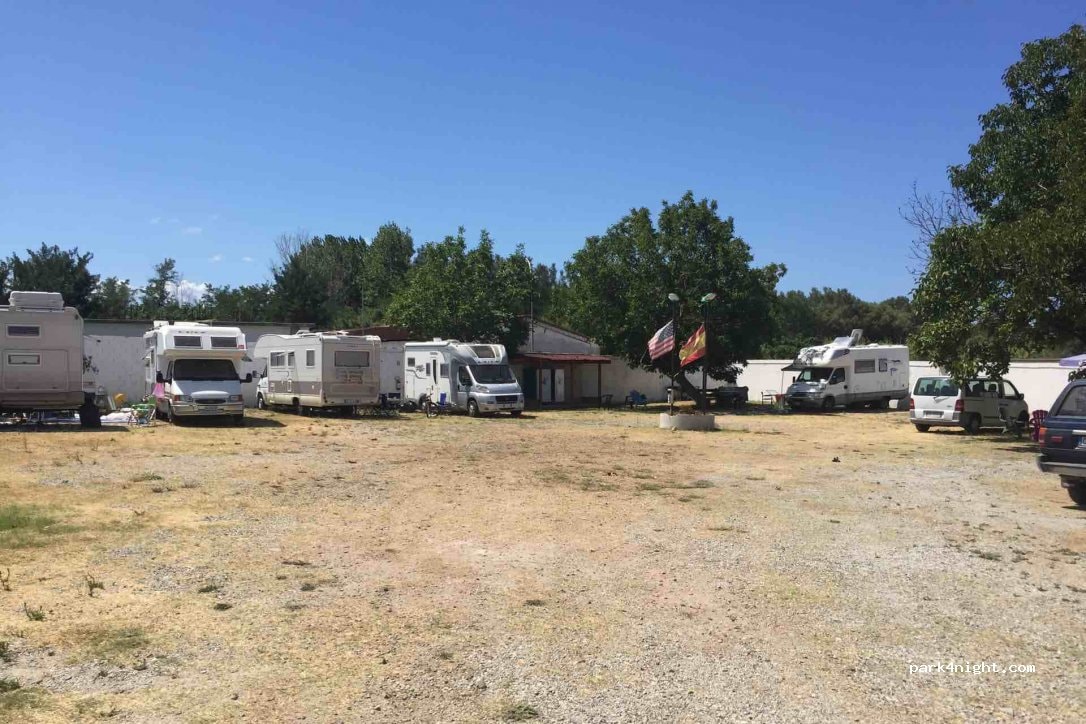 Area Sosta Camper Il Noceto