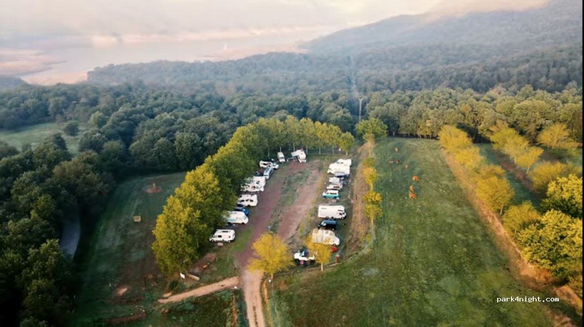 Área autocaravanas Tavertet